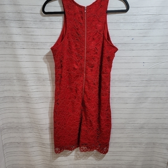 Lovers + Friends Caspian Shift Red Lace, sz LARGE - Picture 8 of 9